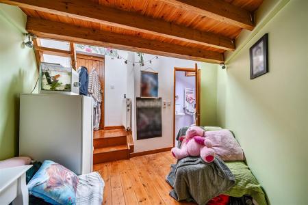 Zappo Mezz Bed 2..jpg