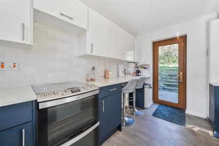 Barn Close Kitchen..jpg