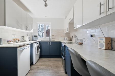 Barn Close Kitchen Long.jpg