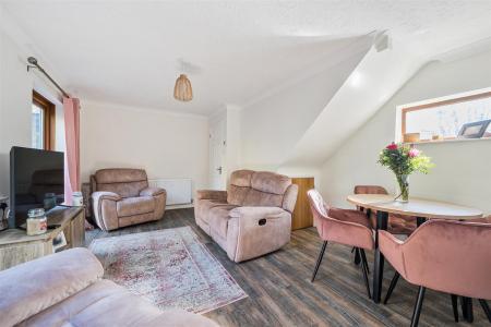 Barn Close Sitting Dining.jpg