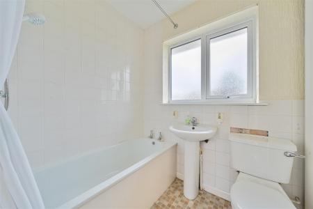 Venture Bathroom.jpg