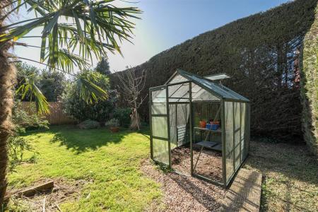 Kingfishers Garden..jpg