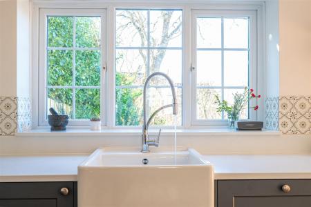 Howards Kitchen View.jpg