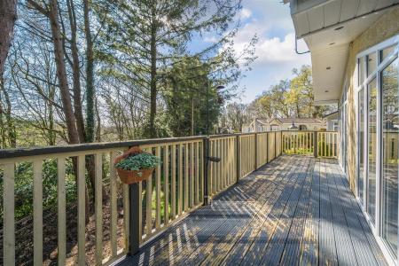 Sumner Decking.jpg