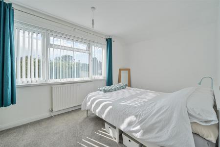 Cleeve Bed 1.jpg