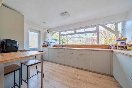 Cleeve Kitchen..jpg