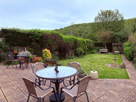 cmErmebridge Garden..jpg