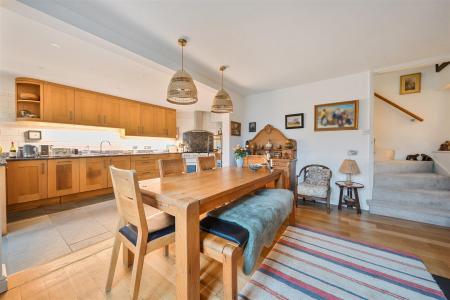 Ermebridge Kitchen Dining.jpg
