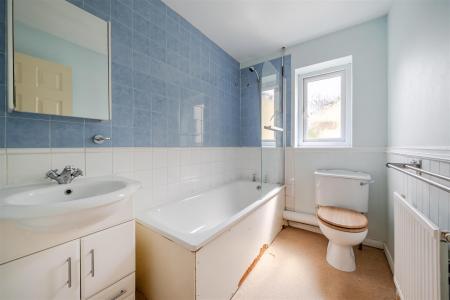 Meatherel Bathroom.jpg