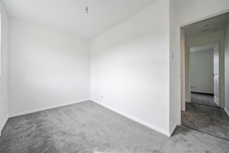 Heather Walk Bed 2.jpg