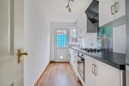 Maynarde Kitchen..jpg