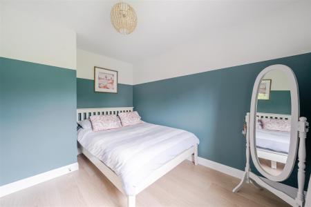 Shortlands Bed 4.JPG