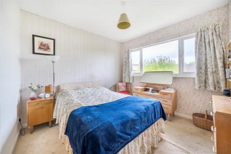 Clobells Bed 1.jpg