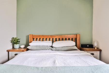 Sunnydale Bed 1..jpg