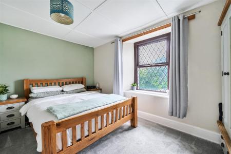 Sunnydale Bed 1.jpg