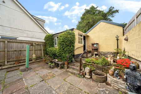 Church Rd Courtyard.jpg