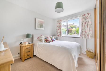 Longlands Bed 2.jpg