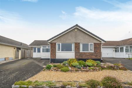 Longlands Front..jpg