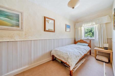 LPC Bed 2.jpg