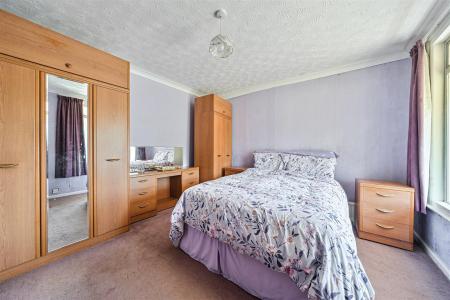 Meera Bed 1.jpg