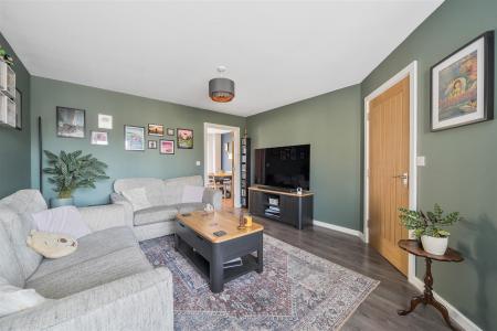 Hazel Sitting Room..jpg