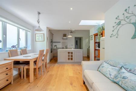 East H Open-Plan Living.jpg