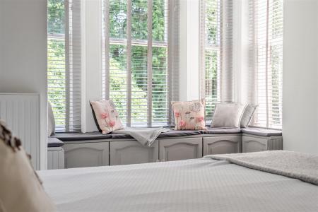 East H Bed2.jpg