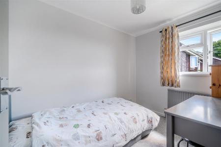 Savery Bed 4.jpg