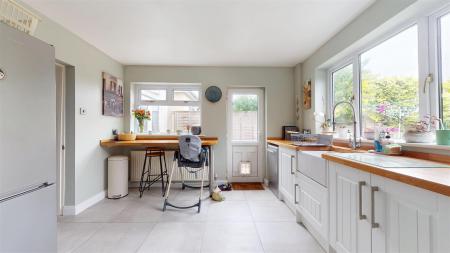 Kitchen/Breakfast Room