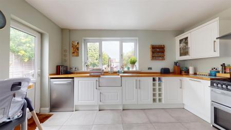 Kitchen/Breakfast Room