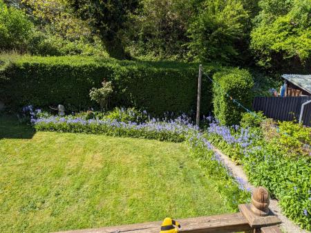 HEOL Y NANT GARDEN...jpg