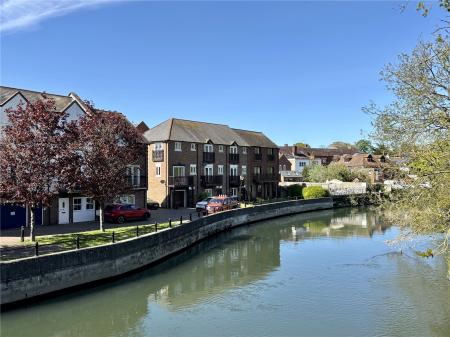 Riverside Place