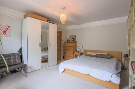 Bedroom 1 picture 3.jpeg