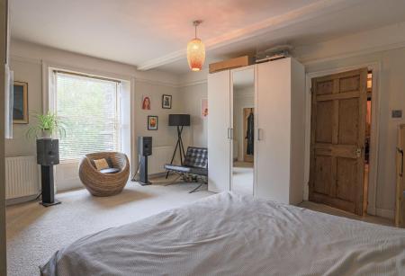 Bedroom 1 second picture.jpeg