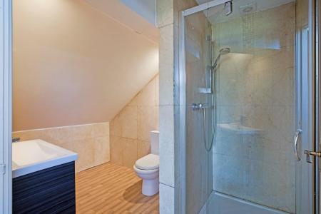 Apartment Shower Room
