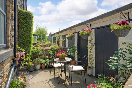 Courtyard Garden And Stores