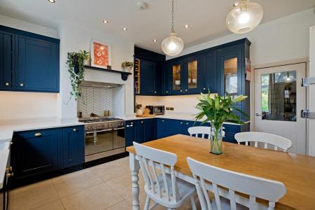 Dining Kitchen