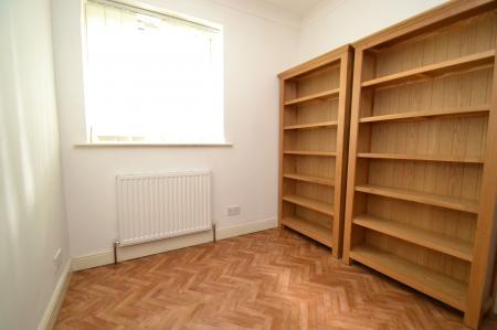 Photograph 9