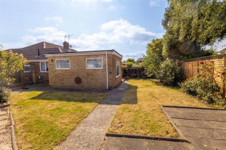 Walnut Drive-10 - t.jpeg