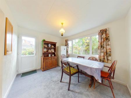 Pic - 2025-11-07T123734.038.jpg