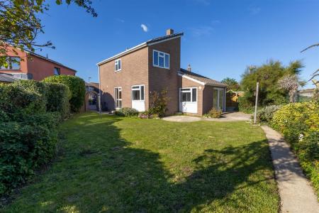 Ashton Way-23 - t.jpeg