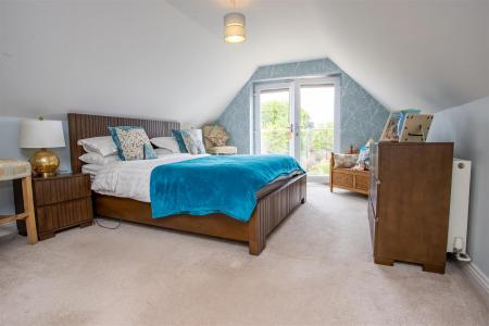 50 Solent Road-33 - t.jpeg