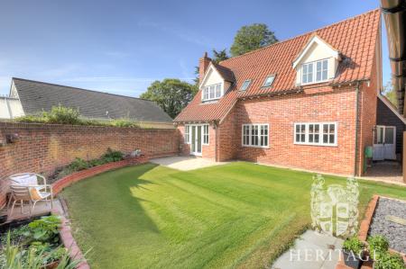 Lexden Road, West Bergholt