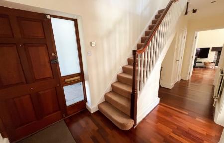 Photo 46