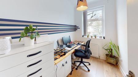 Bedroom/Office
