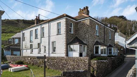 Media image 01