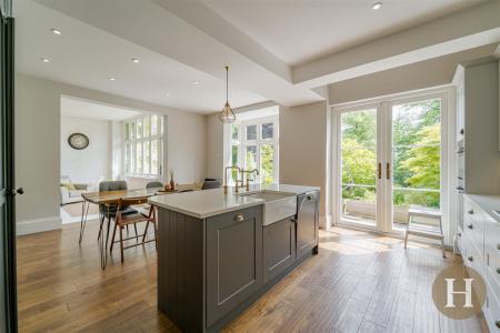 Hadleigh Estate Agents-36.jpg