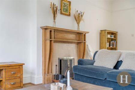 Hadleigh Estate Agents-47.jpg