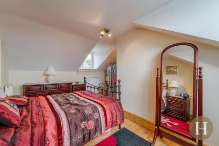 Hadleigh Estate Agents-28.jpg