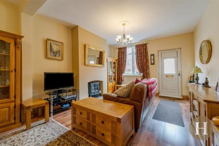 Hadleigh Estate Agents-3.jpg